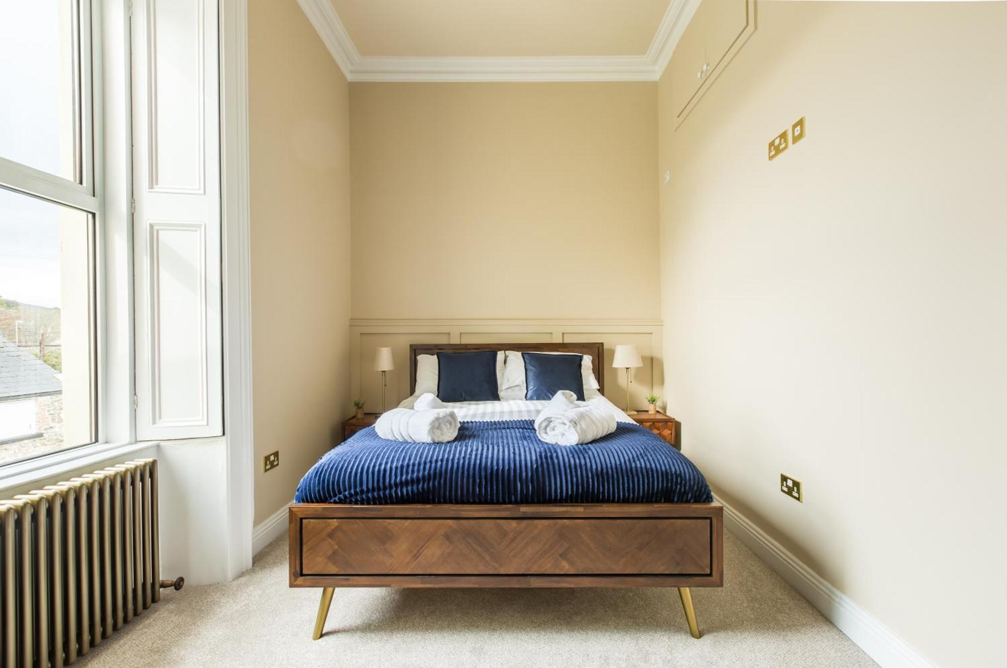 Harbour Apartment *